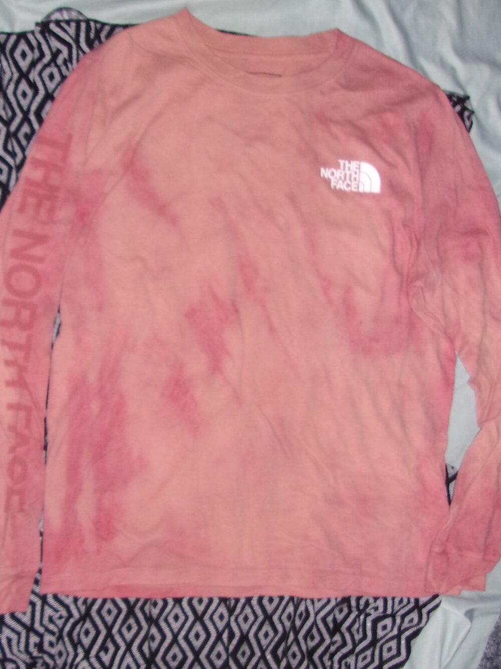 the north face size medium womens shirt tee outdoor  pink  long sleeve gorpcore
